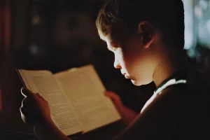 A personalized brain training session at The Brain Accelerator in Dubai, helping a child strengthen cognitive foundations to overcome dyslexia and dyscalculia symptoms